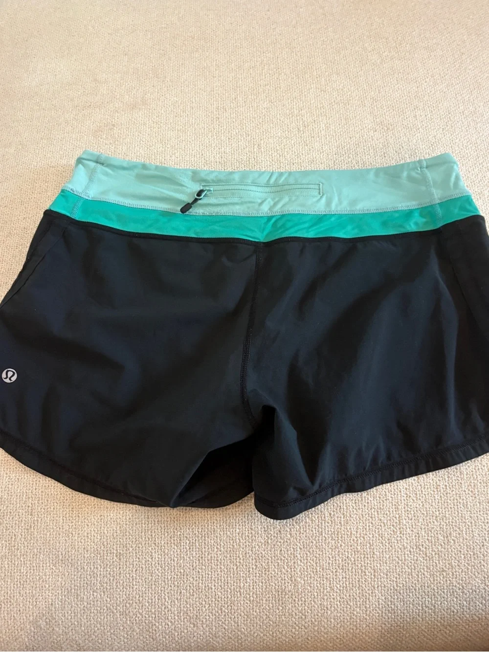 lululemon athletica lightweight athletic